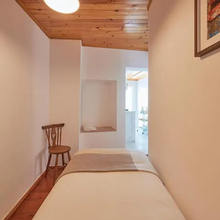 Historic Alfama Delight, By Timecooler Apartment