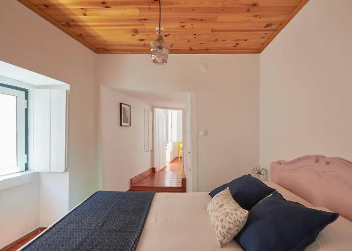 Historic Alfama Delight, By Timecooler Lisboa