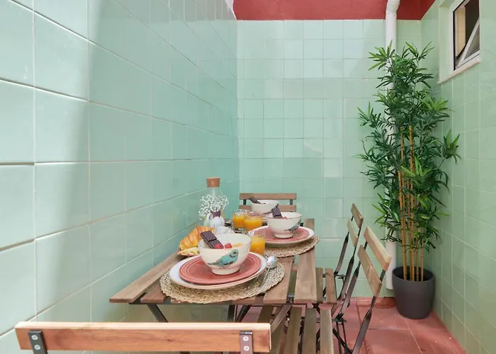 Historic Alfama Delight, By Timecooler Διαμέρισμα Lisboa