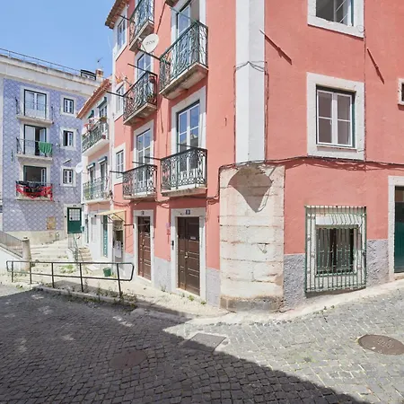 Historic Alfama Delight, By Timecooler Appartement