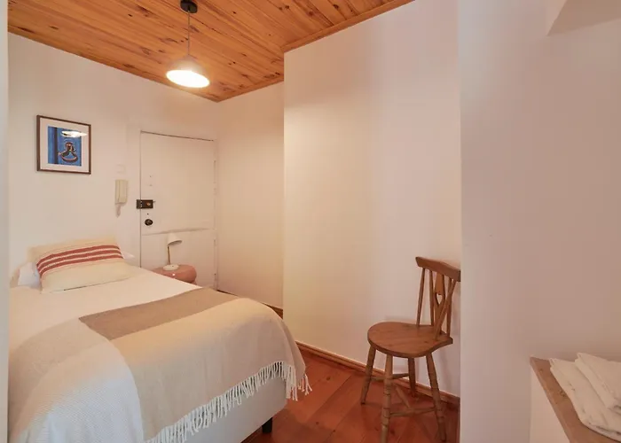 Historic Alfama Delight Apartment Lisbon